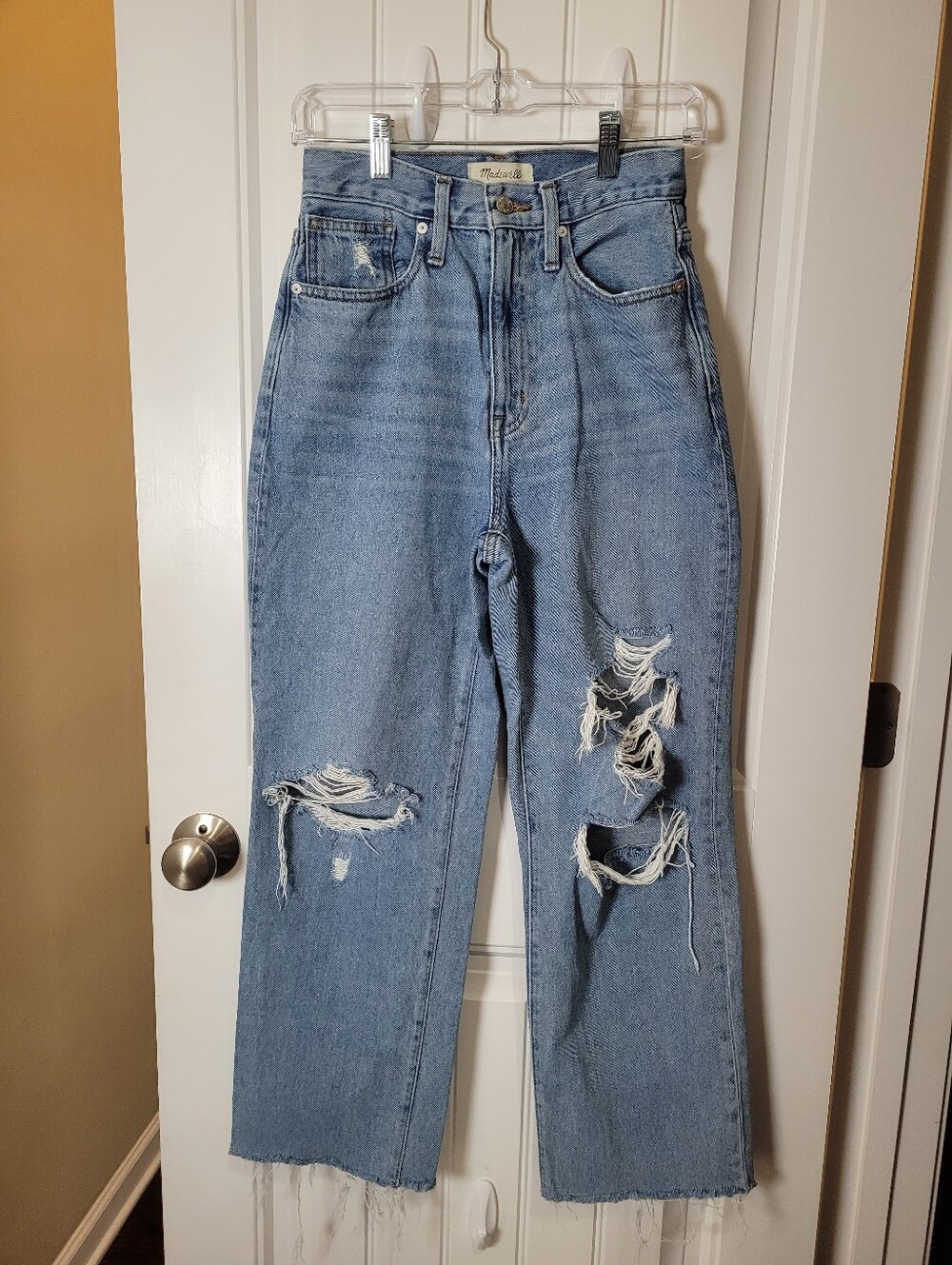 Madewell baggy Light Blue Distressed Boyfriend Jeans